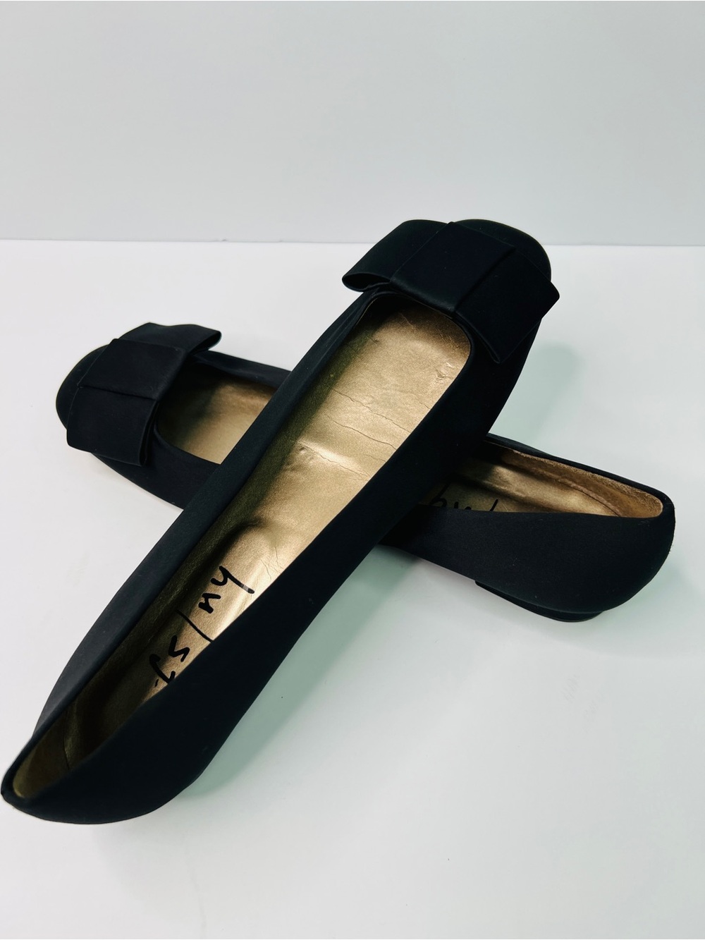 French Sole FS/NY Size 11 B Black Suede Feel 1/2” Heel Slip On Shoe - Picture 4 of 8